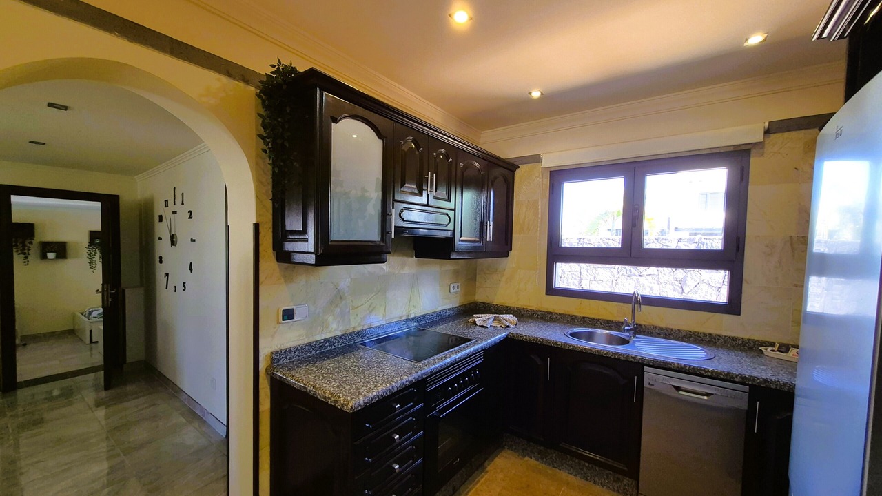 Photo of Kitchen in Montana Roja