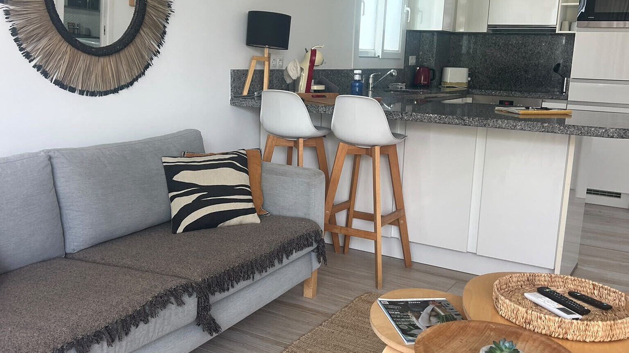 Photo of Livingroom in Golden Mile