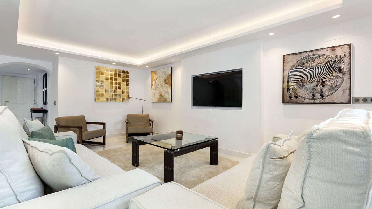 Photo of Livingroom in Golden Mile