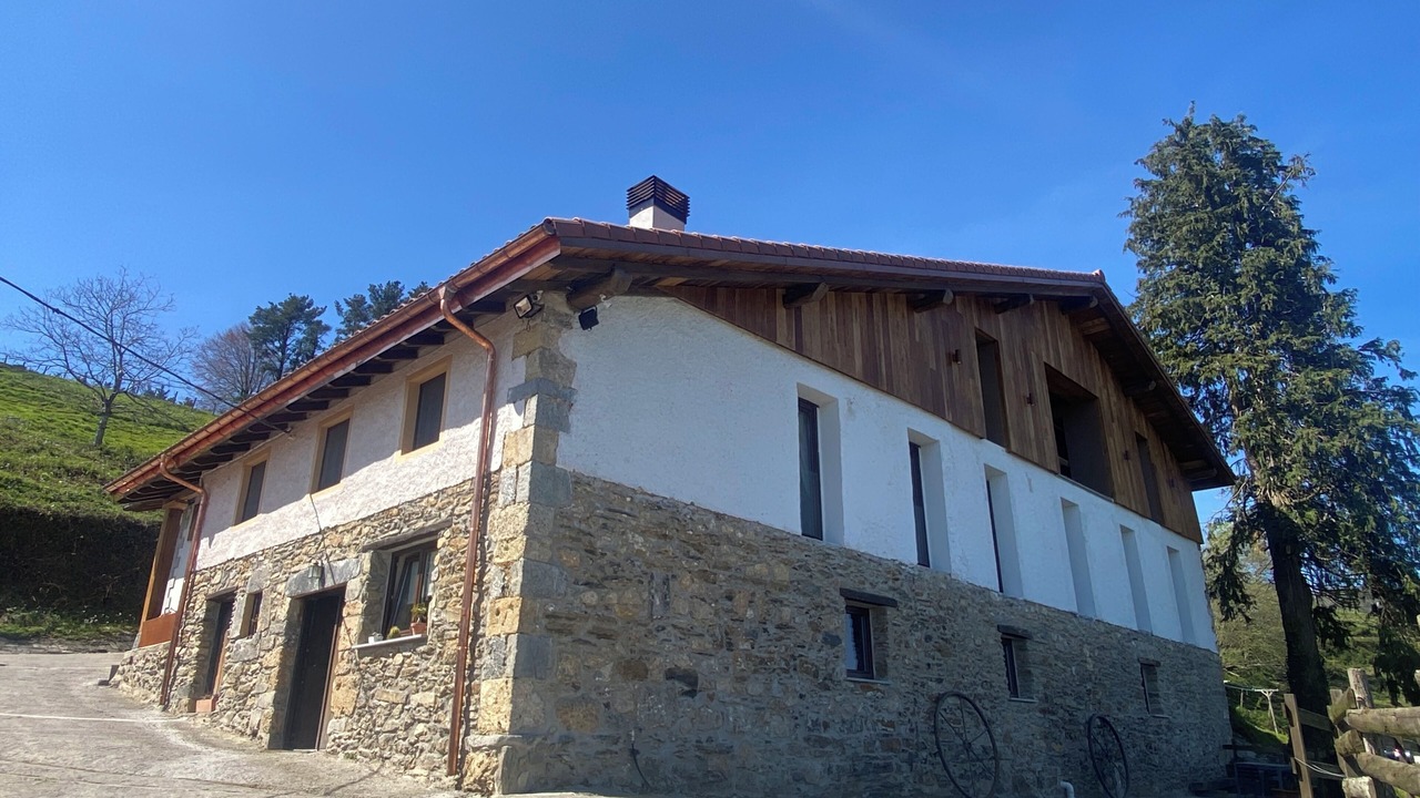 Photo of Outdoor in Aia