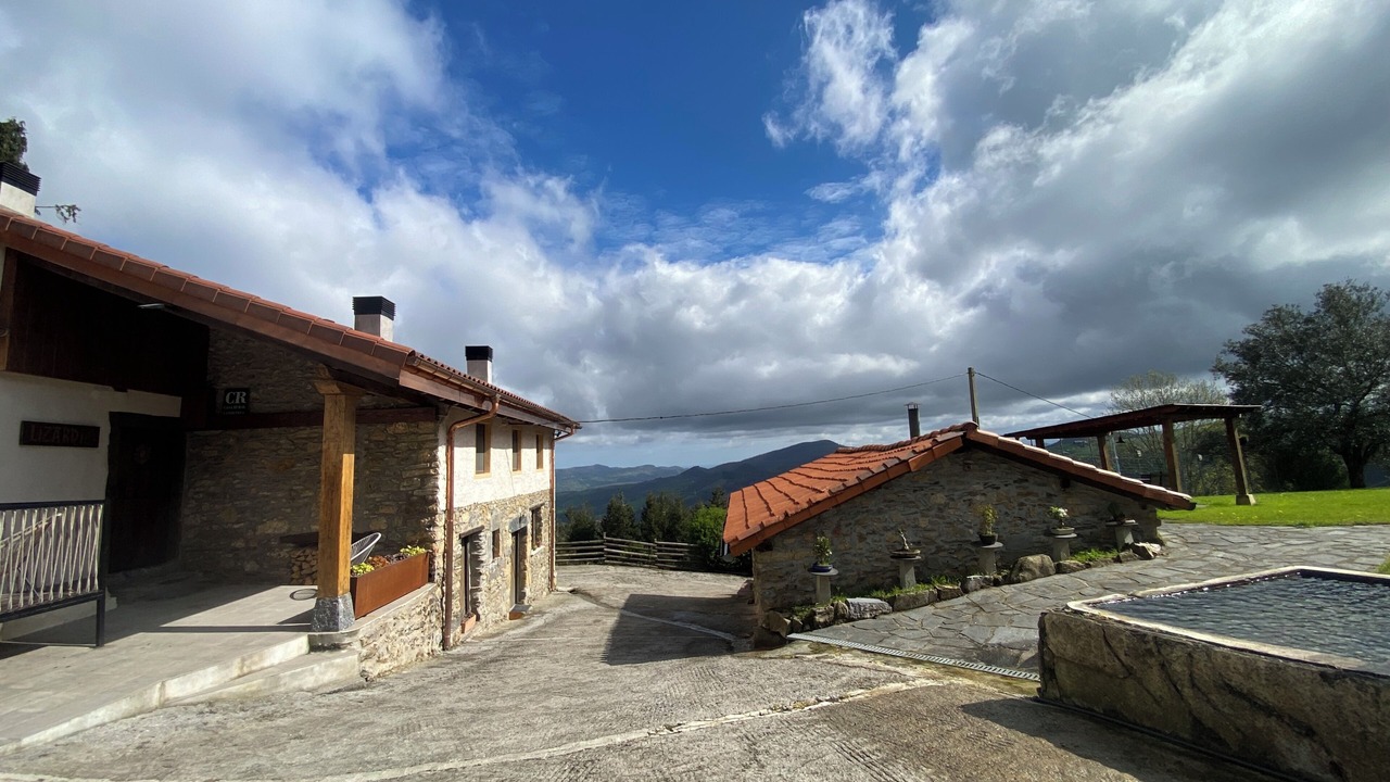Photo of Outdoor in Aia