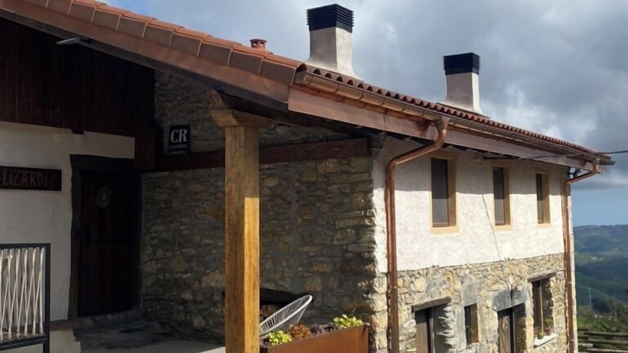 Photo of Outdoor in Aia