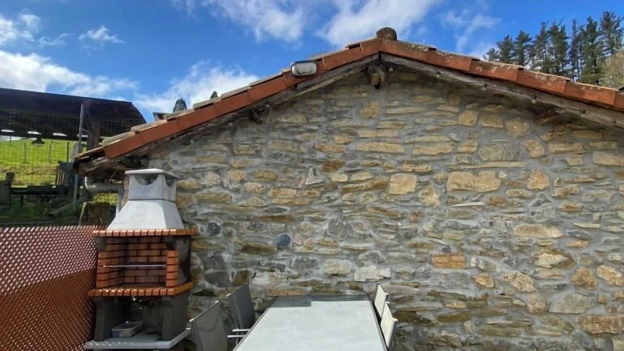 Photo of Outdoor in Aia