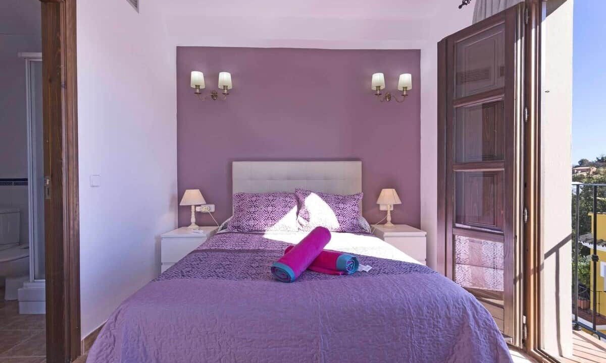 Photo of Bedroom in Golden Mile