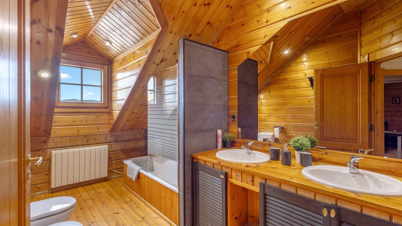 Photo of Bathroom in Argentona