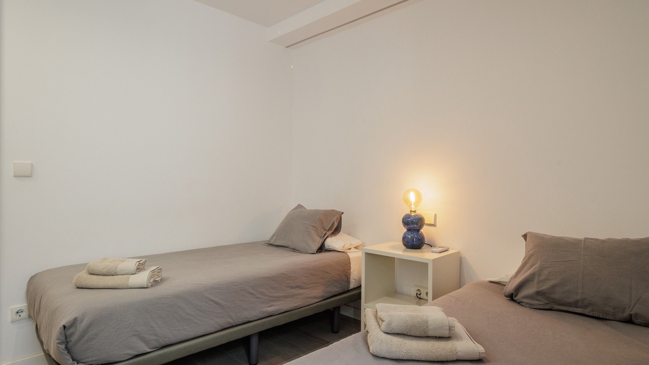 Photo of Bedroom in Alameda