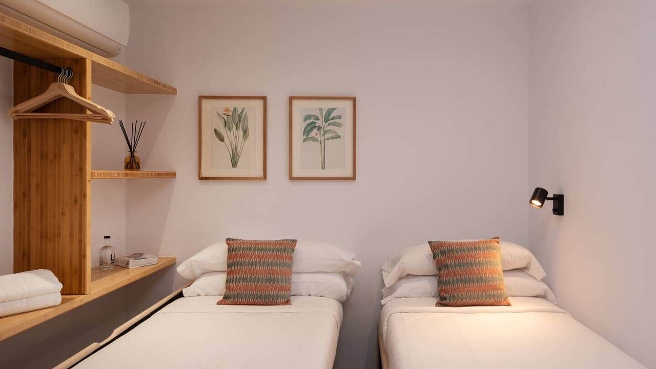 Photo of Bedroom in Golden Mile