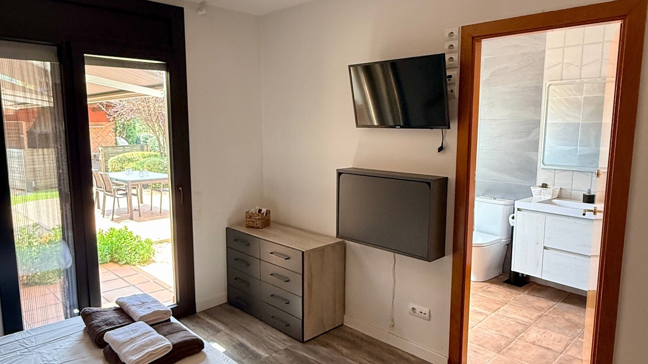 Photo of Bedroom in Palol de Revardit