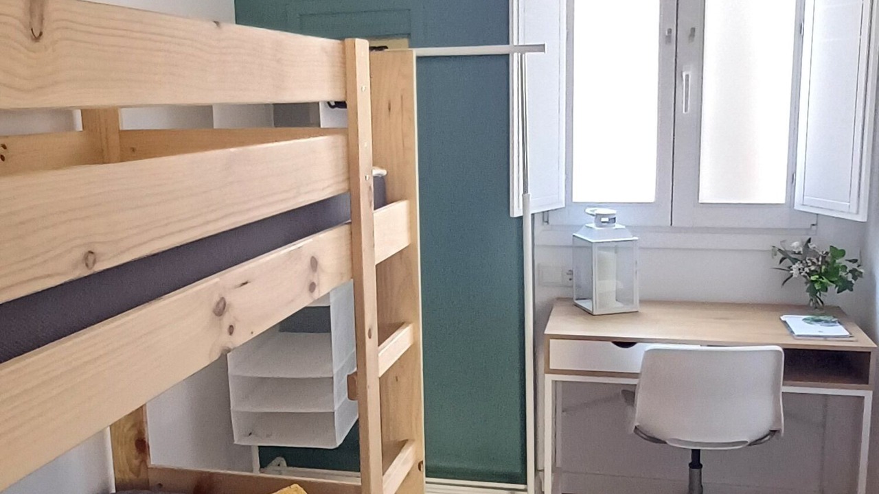 Photo of Bedroom in Vic