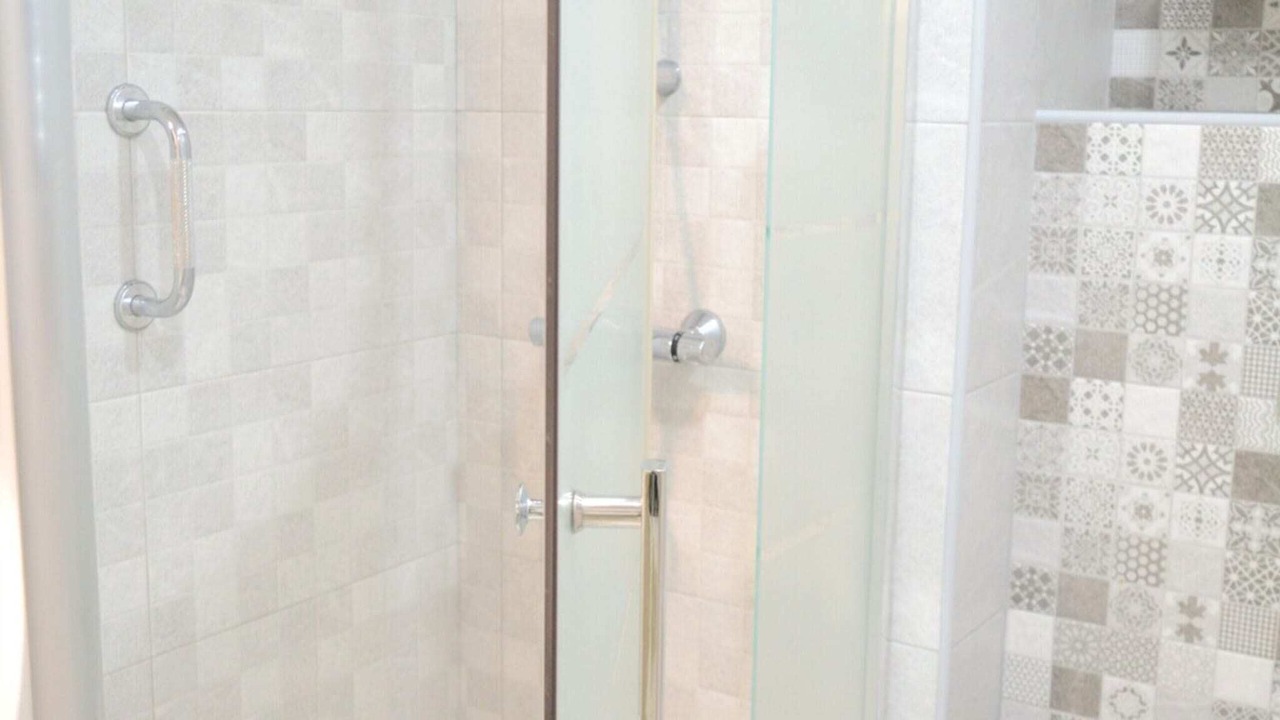 Photo of Bathroom in Golden Mile