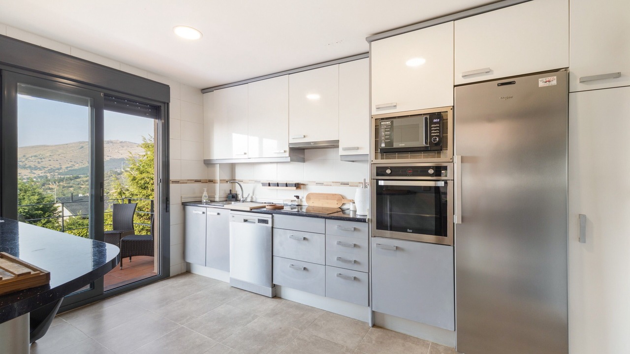 Photo of Kitchen in Los Angeles de San Rafael