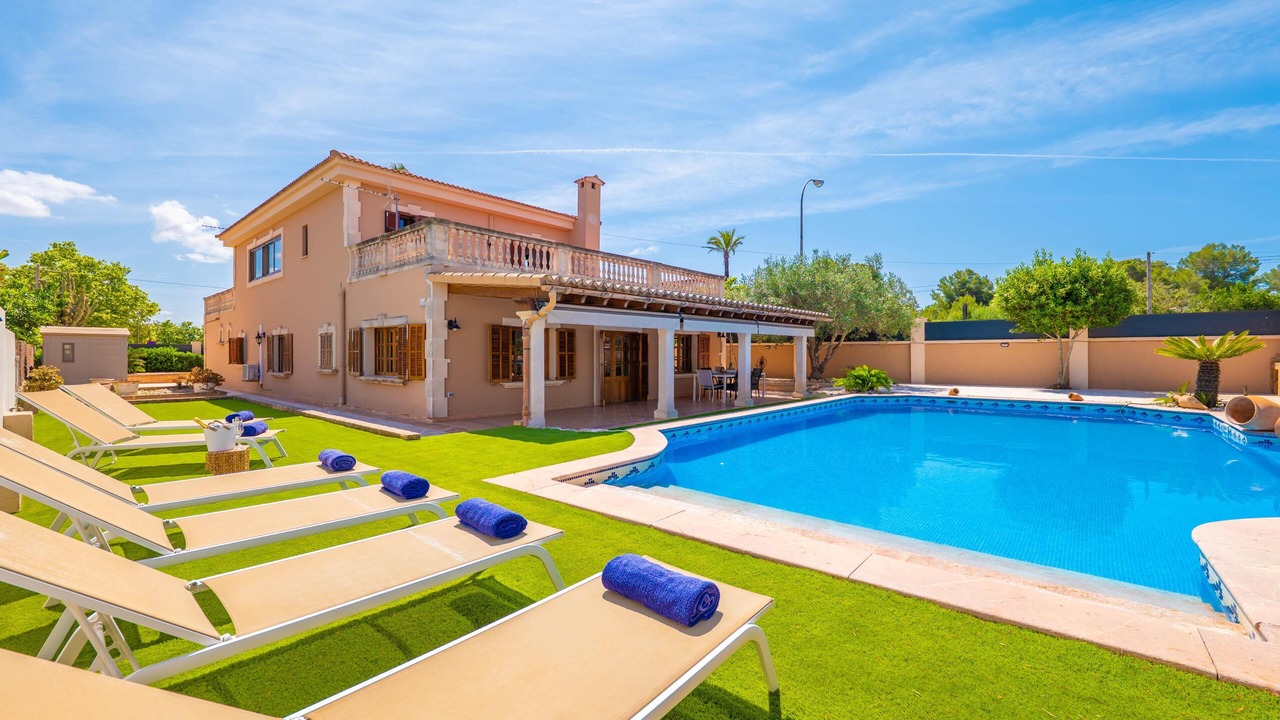 Photo of Outdoor in Son Antem