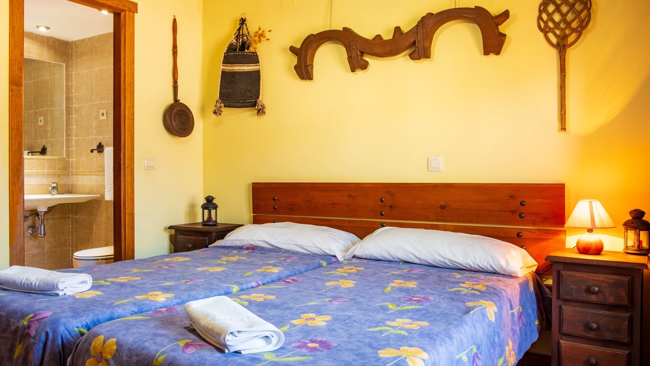 Photo of Bedroom in Mombeltran