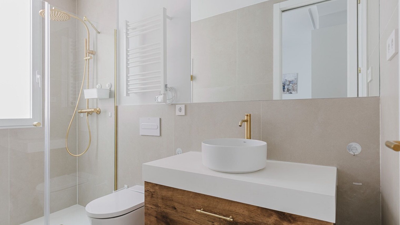 Photo of Bathroom in Lista