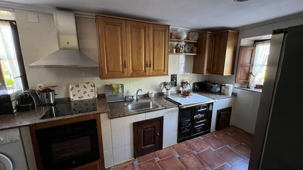Photo of Kitchen in Poo