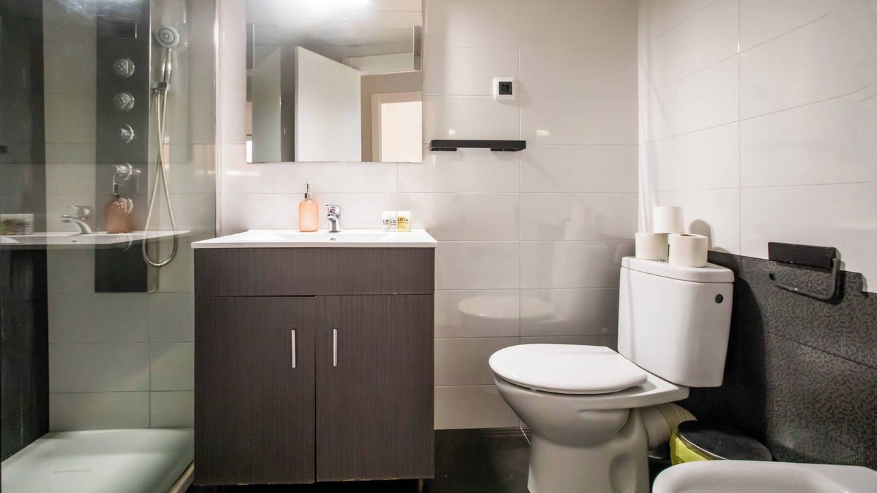 Photo of Bathroom in El Poble-sec