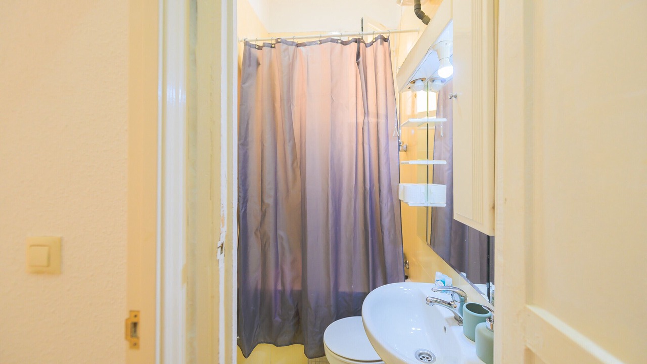 Photo of Bathroom in Gaztambide