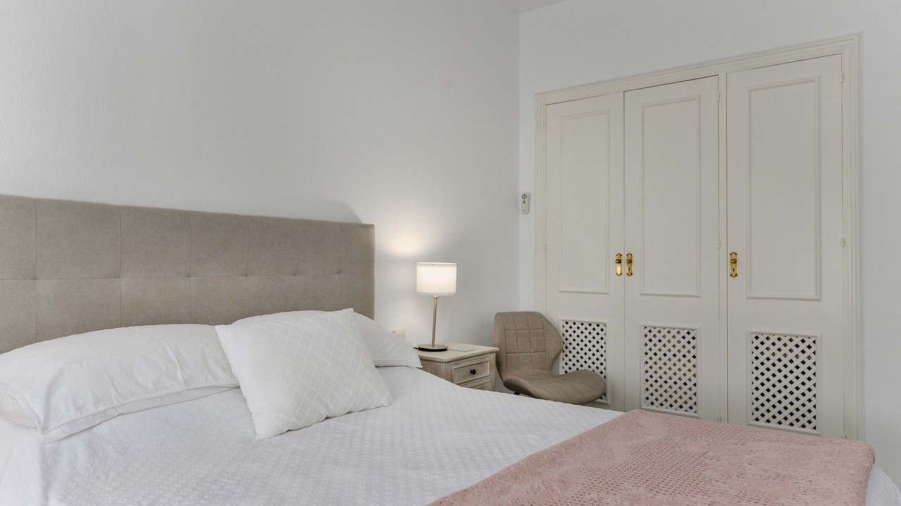 Photo of Bedroom in New Golden Mile