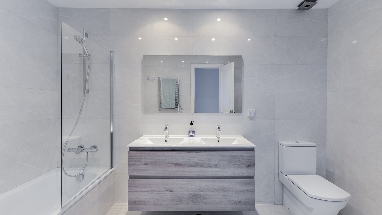 Photo of Bathroom in New Golden Mile