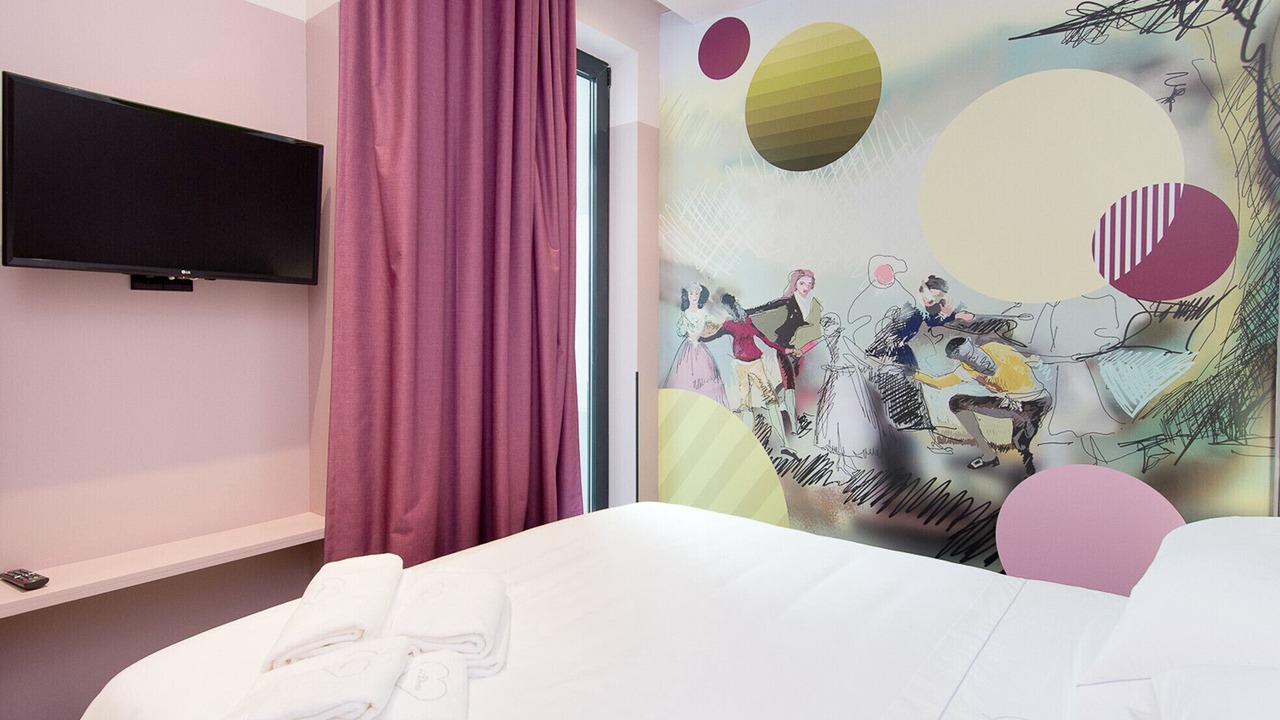 Photo of Bedroom in Literary Quarter