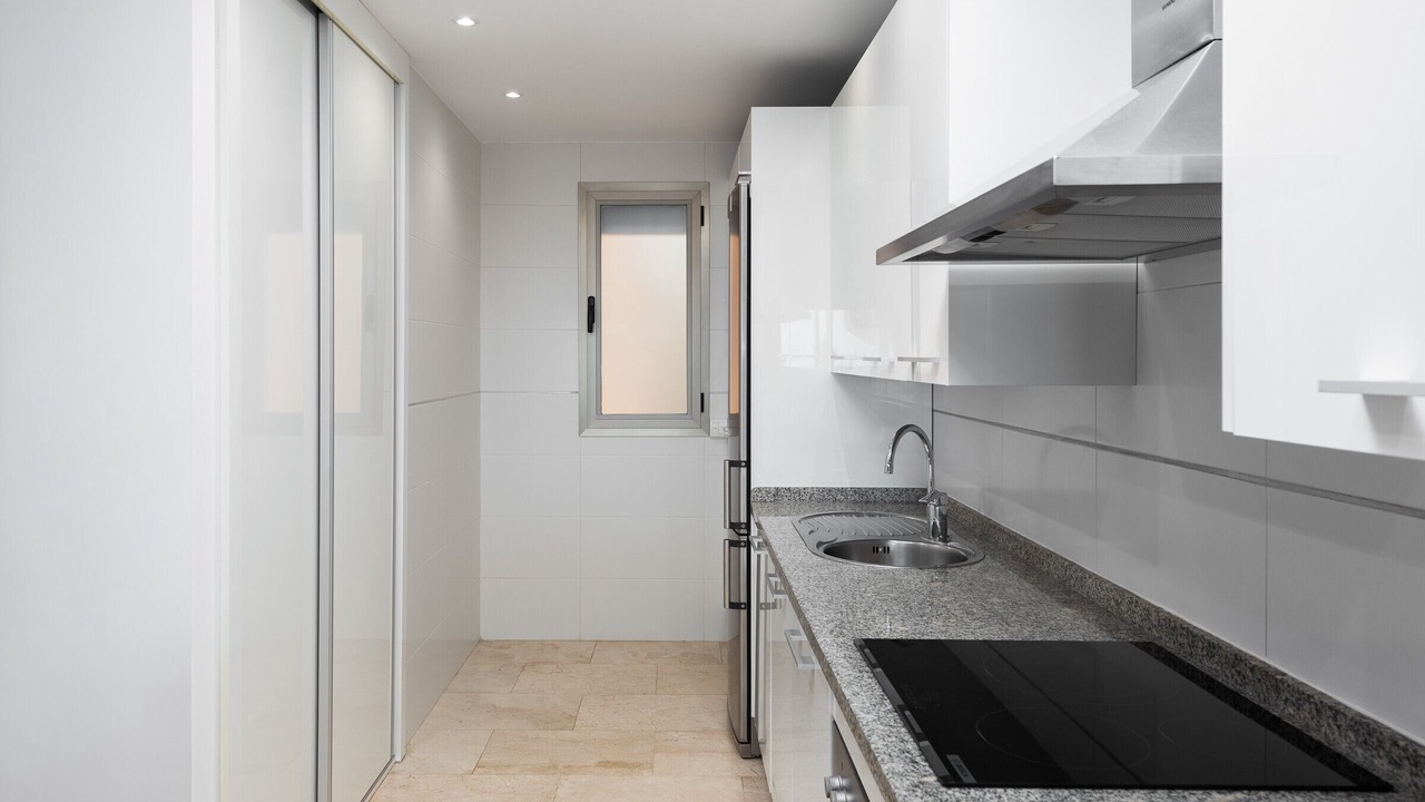 Photo of Kitchen in New Golden Mile