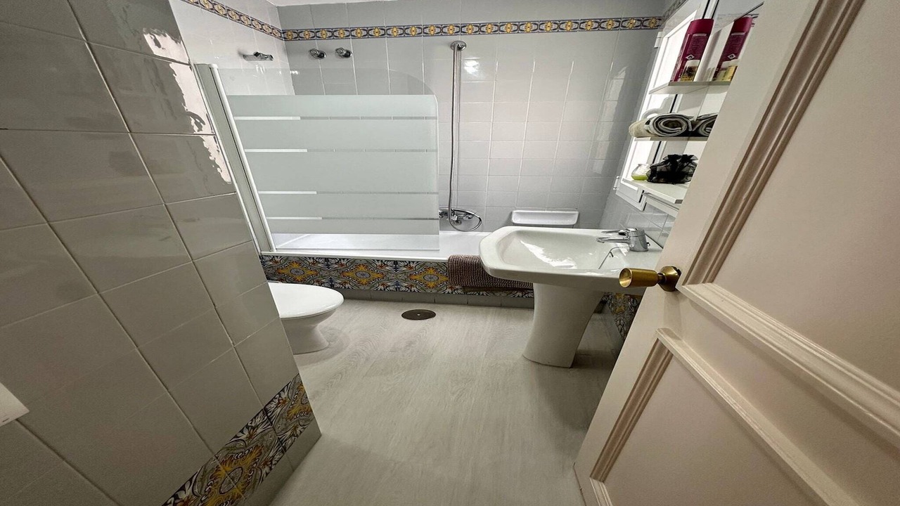 Photo of Bathroom in El Paraiso