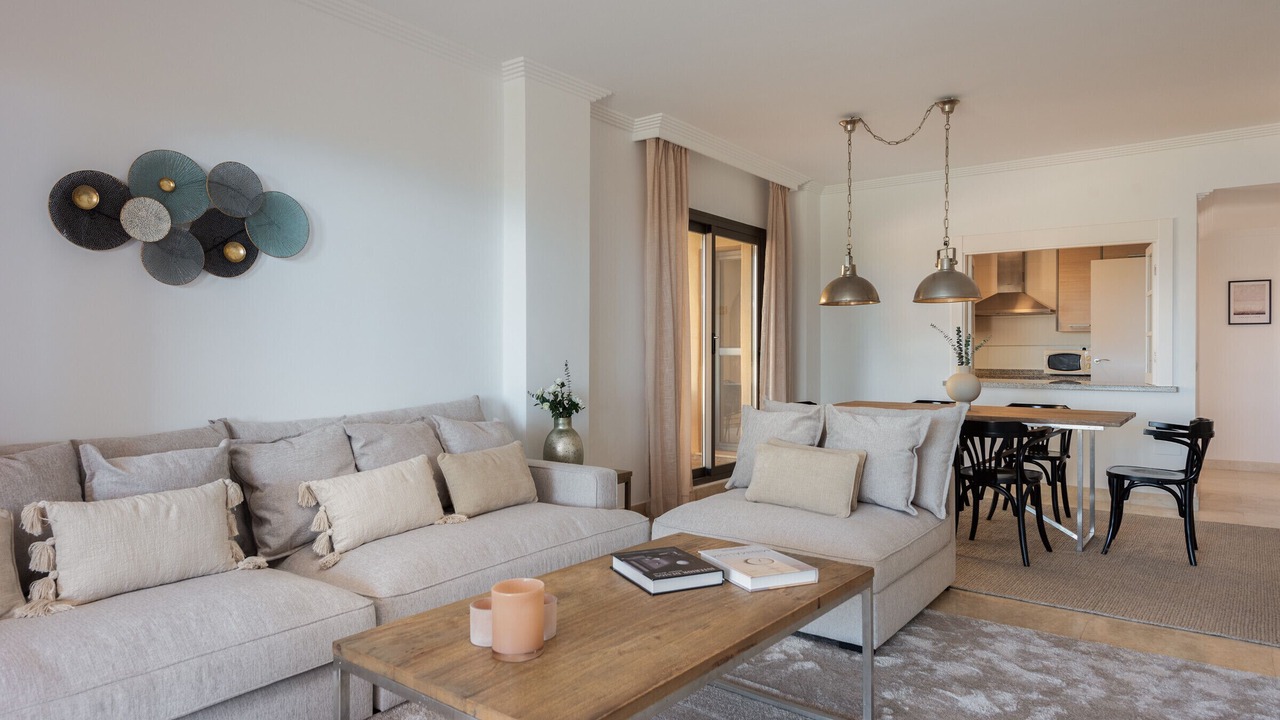 Photo of Livingroom in New Golden Mile