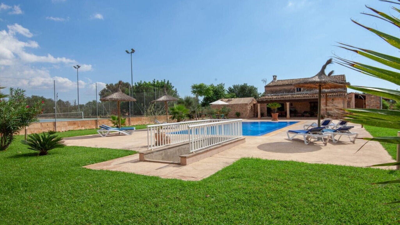 Photo of Outdoor in Son Antem