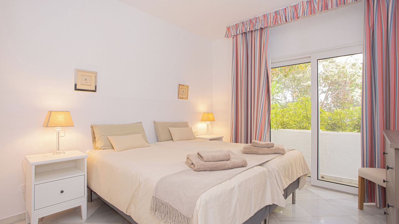 Photo of Bedroom in Golden Mile