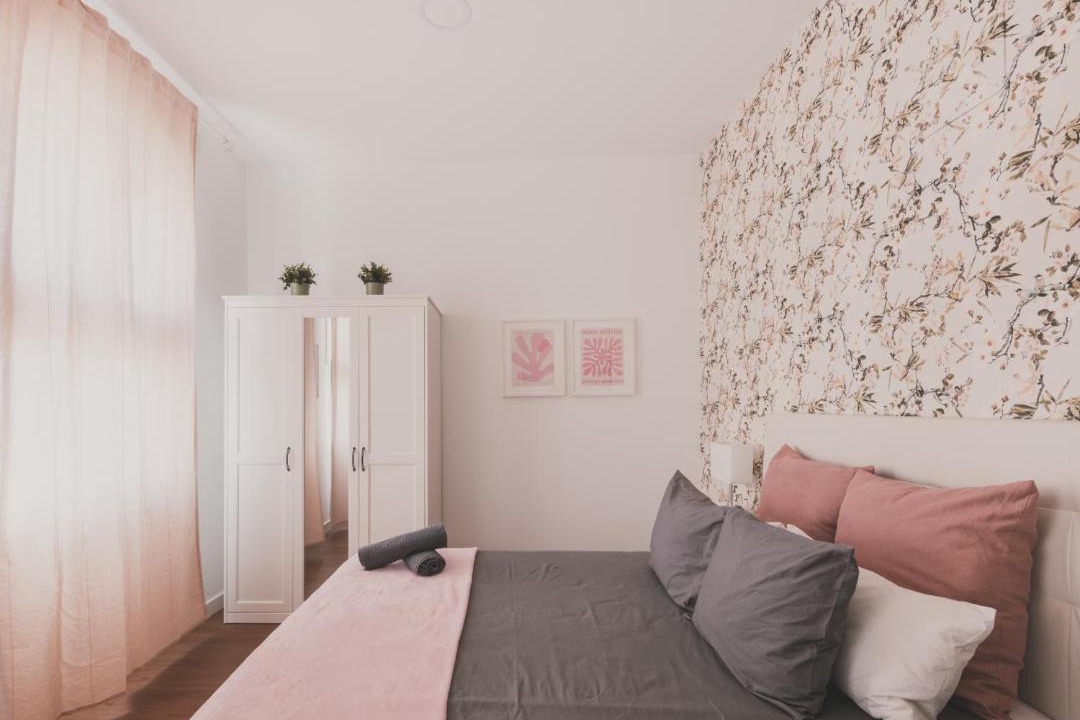 Photo of Others in Villaverde