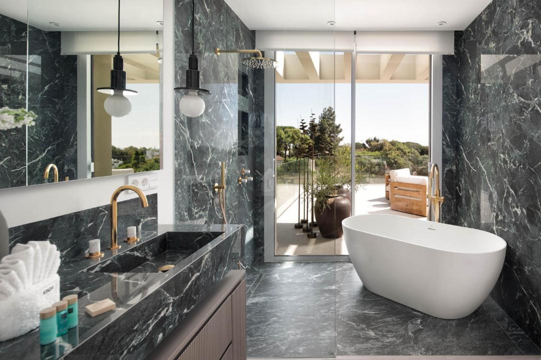 Photo of Bathroom in Elviria