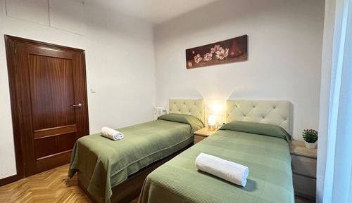 Twin Room, Shared Bathroom
