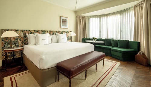 Premium Room Velázquez View
