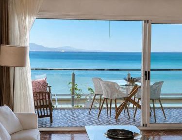 Apartment with Sea View