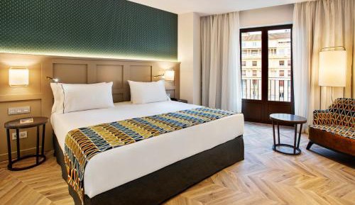 Deluxe Double Room with View