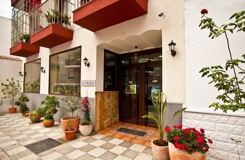 Salobrena Hostel | Hostal Palomares