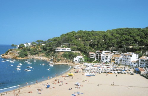 Sa Riera Apartment | Lovely apartment for 6 people with WIFI, TV, terrace and parking