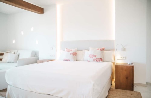 Cala de Bou Hotel | Hotel Boutique & Spa Las Mimosas Ibiza