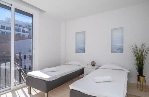 La Cala de Mijas Apartment | Holiday Apartment "Penthouse Banderas" near Beach with Private Pool & Wi-Fi