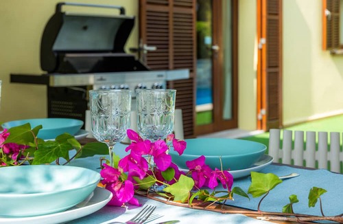 Son Serra de Marina House | Holiday Home 'Villa Tauler' with Private Pool, Wi-Fi and Air Conditioning