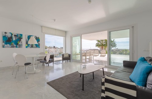 Rancho Domingo Apartment | Nice Apartment with a Sunny Terrace, Pool & Sea View