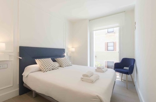 Antiguo Apartment | Brunet III | The Rentals Collection