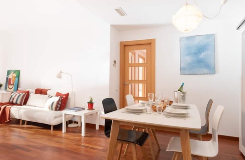 Navas Apartment | BIG TERRACE APARTMENT IN BARCELONA