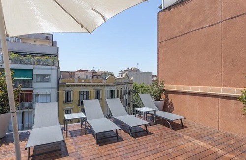 el Fort Pienc Apartment | 3 rooms Barrio Gotico Duplex, Terrace and Pool - 8 pax - Free WiFi
