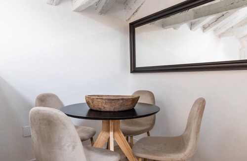 Centro Apartment | Fuencarral II, Attic-Style apartment in the center