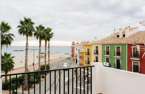 Old Town Apartment | Cencibel Harbor's Light