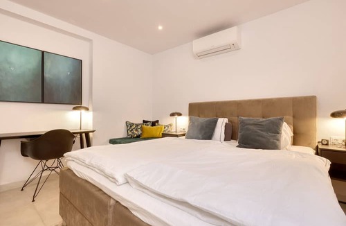 Fuengirola Apartment | Stylish & Modern Fuengirola Apt, Near Beach