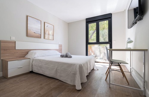 Alcala de Henares Apartment | Acogedor Piso Familiar con Terraza en Alcalá de Henares