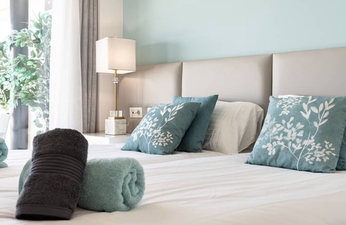 La Cala de Mijas Apartment | Apartment "La Cala Calaserena" with Shared Pool & Wi-Fi