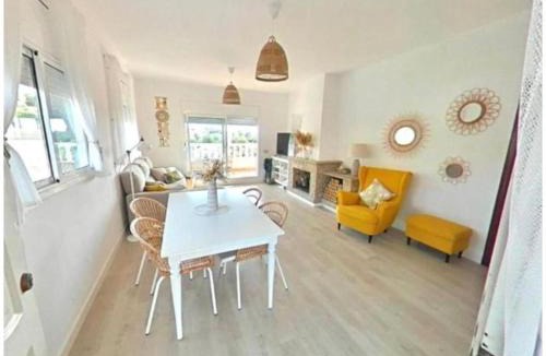 Calafell House | Casa con piscina ideal familias